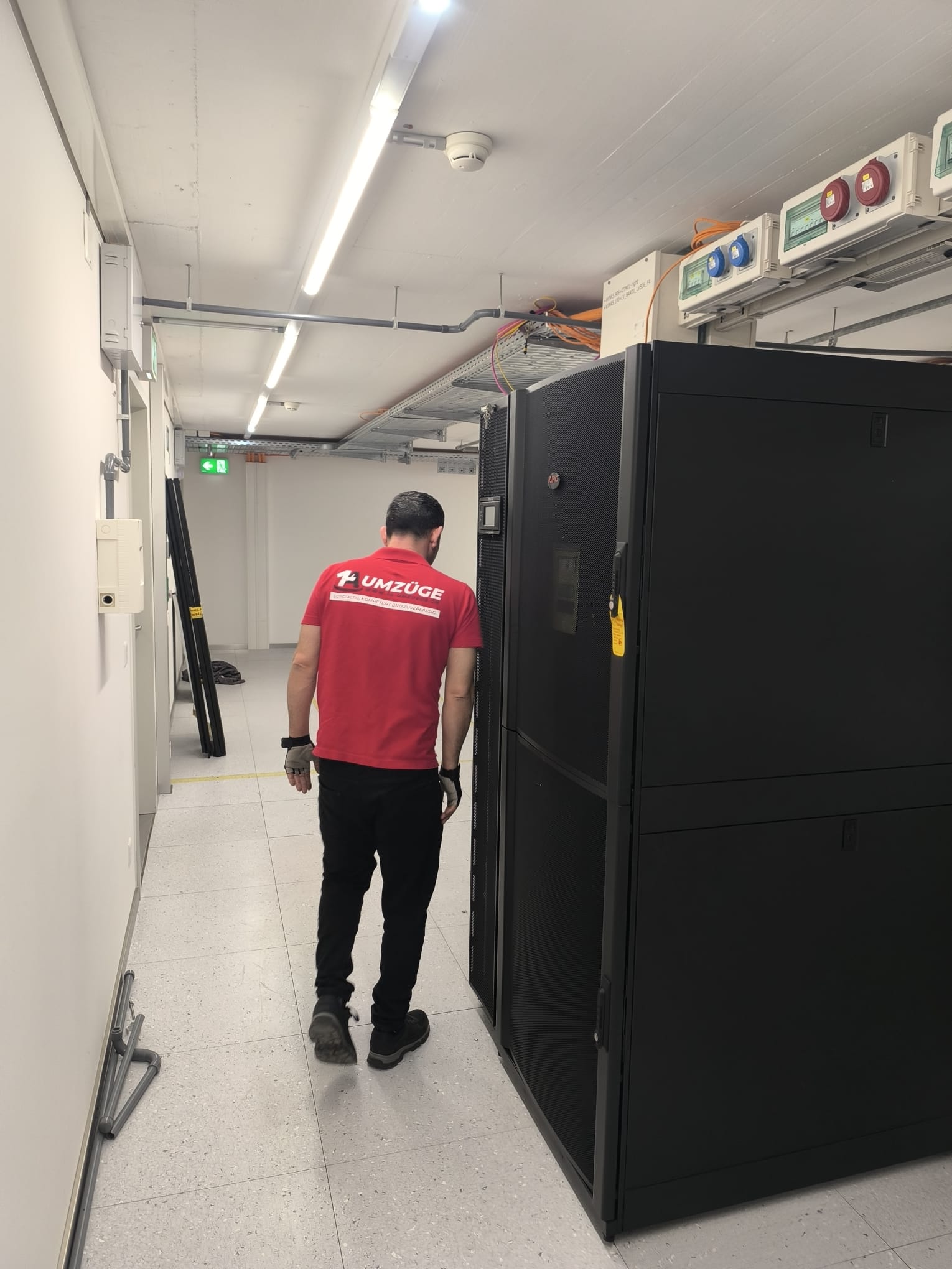 Rack-Reihe und Montage im Datacenter